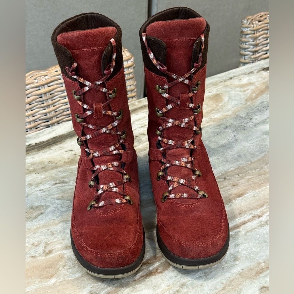 Women’s CHACO Uma Incense red suede lace up boots- Size 8.5. - Picture 3 of 10